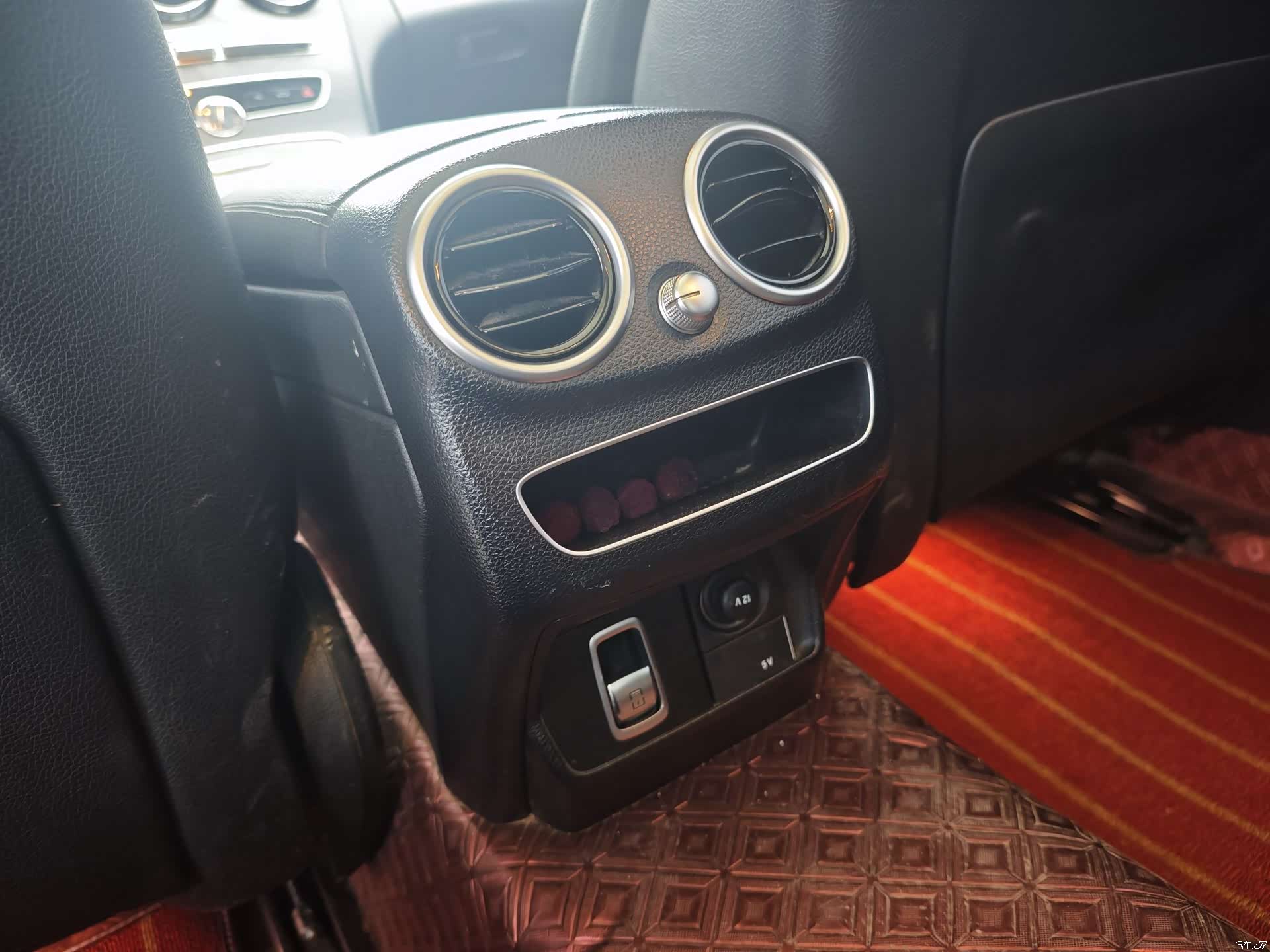 Mercedes-Benz C-Class, 2020 19