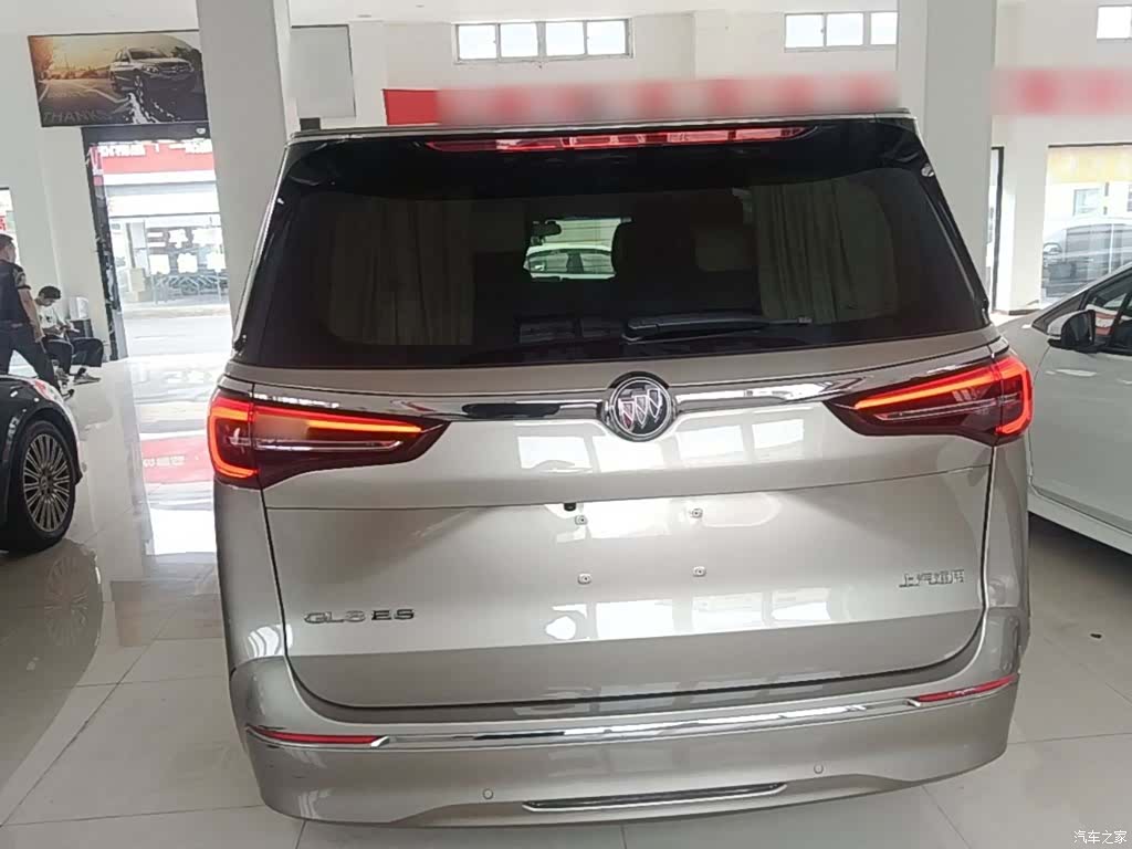 Buick GL8, 2023 4