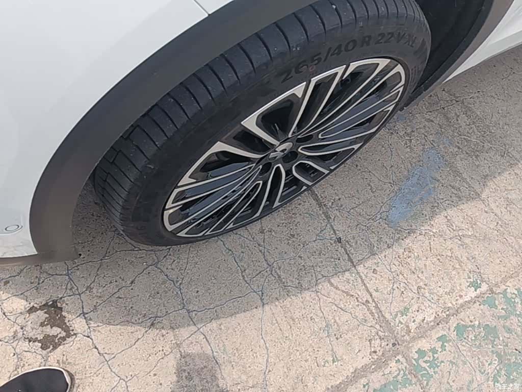 NIO ES8, 2023 25