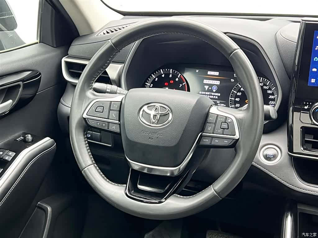 Toyota Highlander, 2022 24