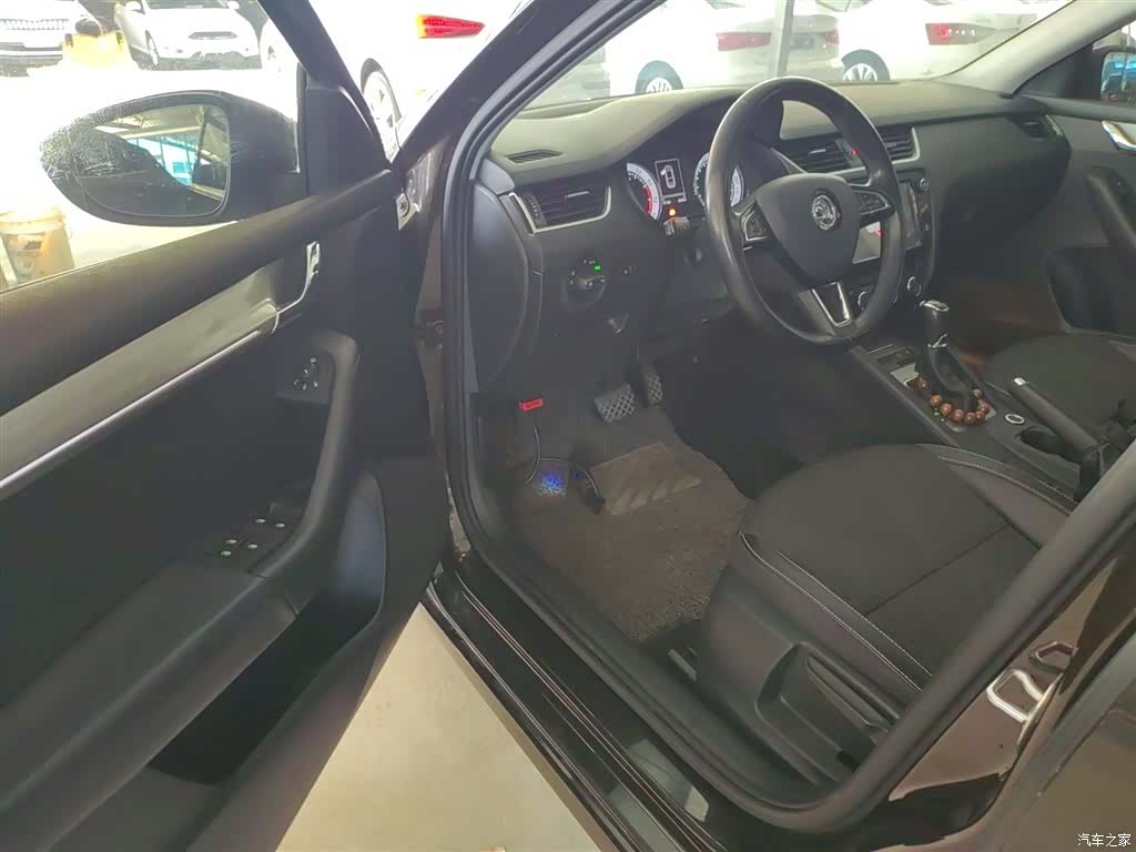 Skoda Octavia, 2018 12