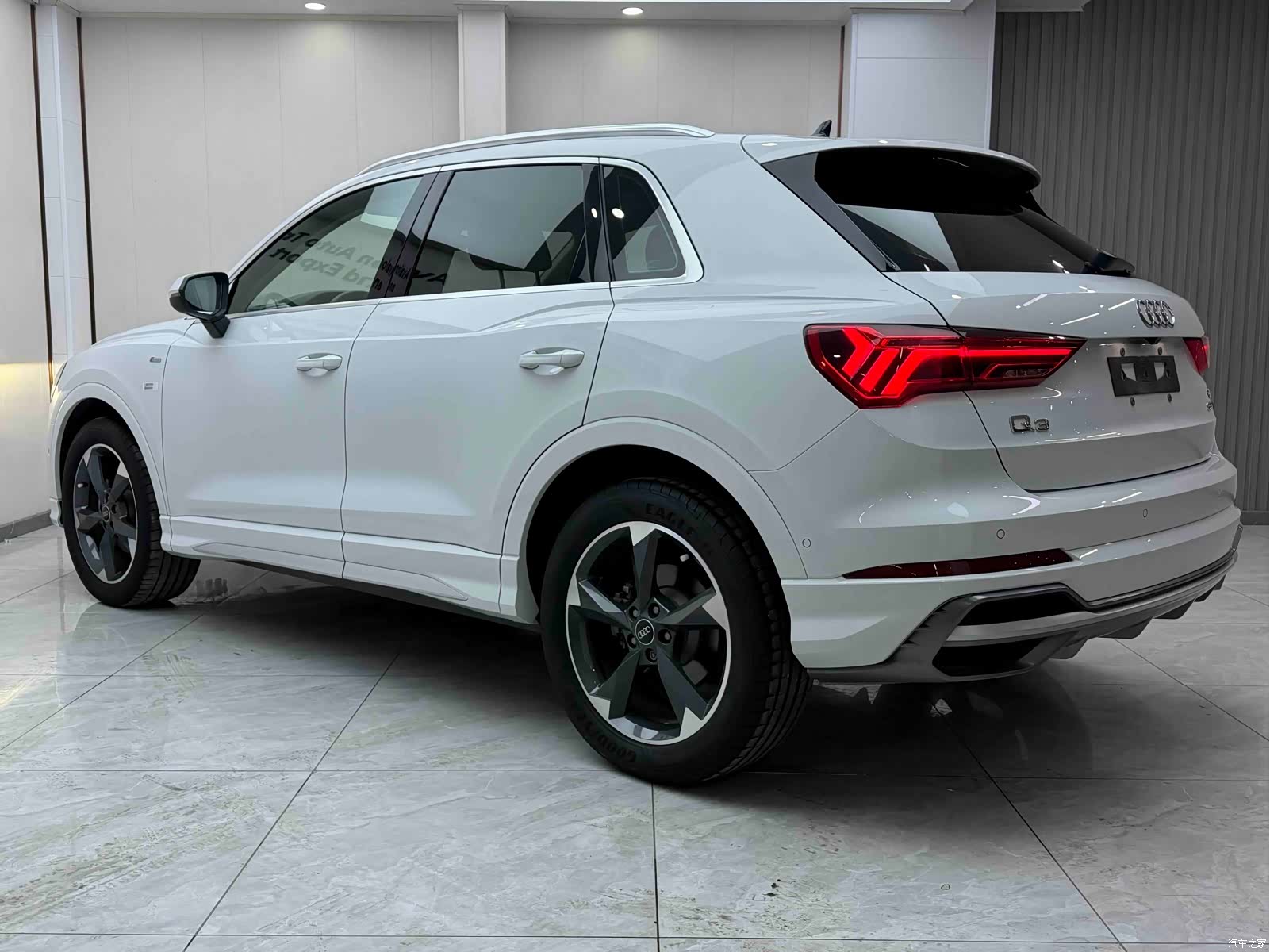 Audi Q3, 2022 4