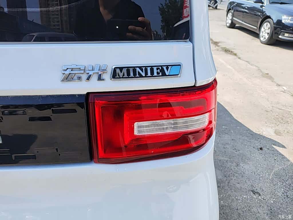 Wuling MINIEV, 2021 8