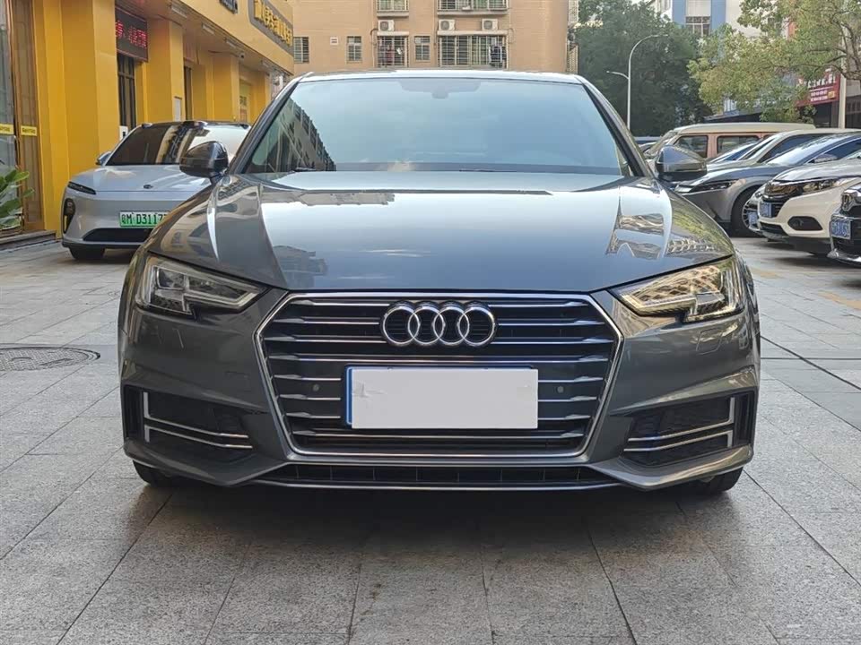 Audi A4L