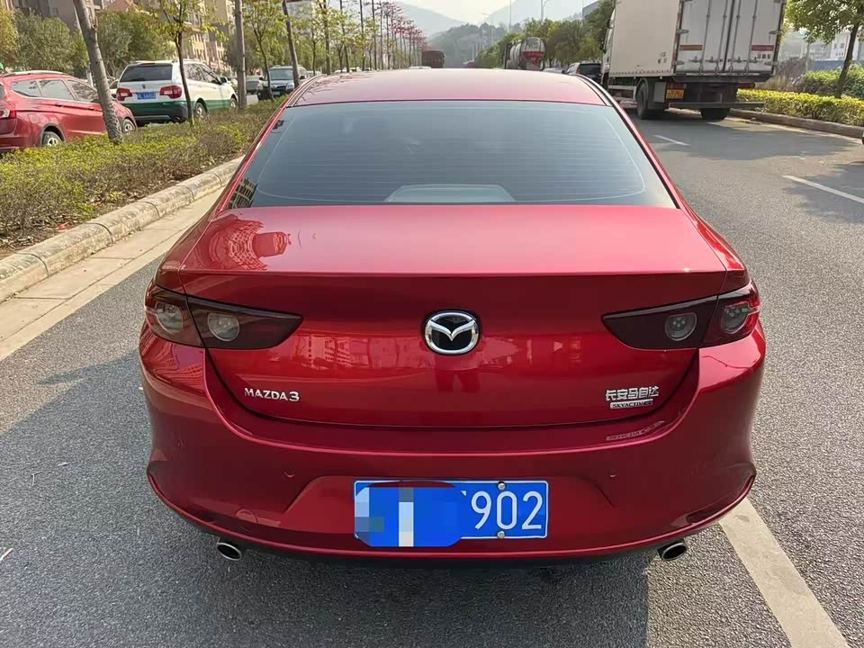 Mazda 3 Angkesaila
