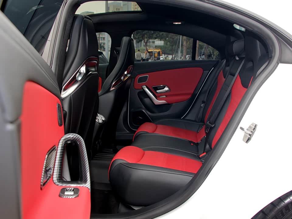 Mercedes-Benz CLA AMG