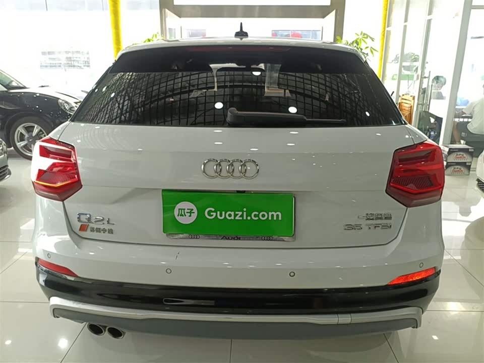 Audi Q2L Audi Q2L