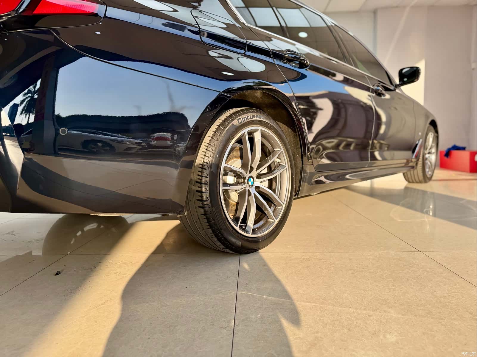 BMW 5 Series, 2022 22