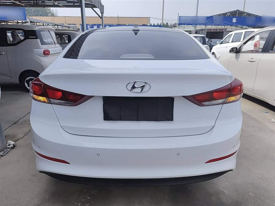 Hyundai Lead