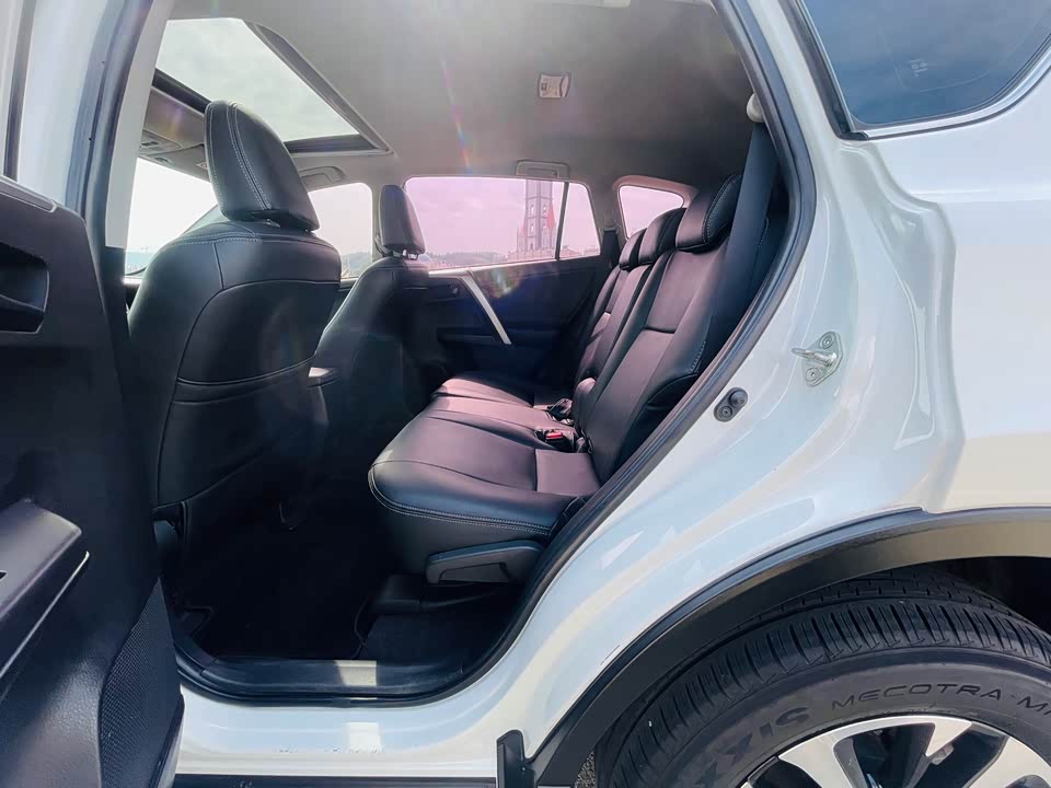 Toyota RAV4 Rongfang