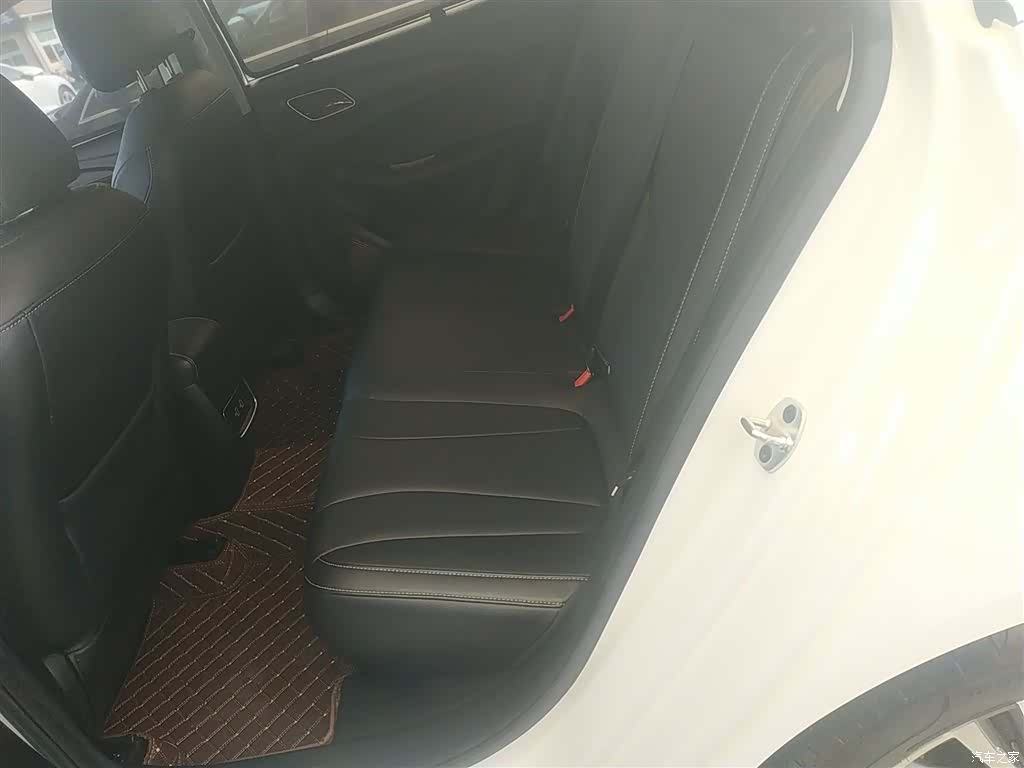 Roewe i5, 2019 17