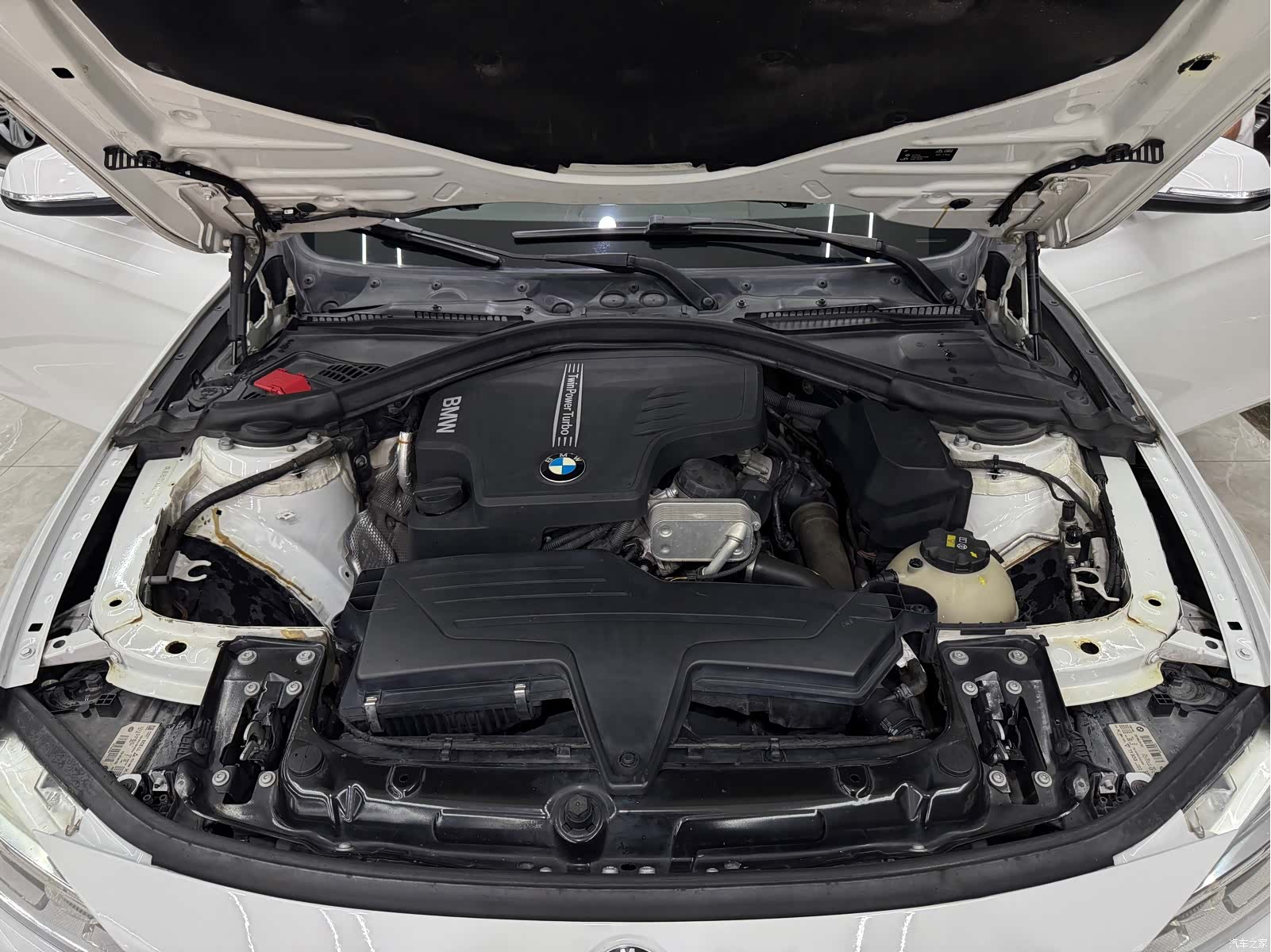 BMW 3 Series, 2016 11