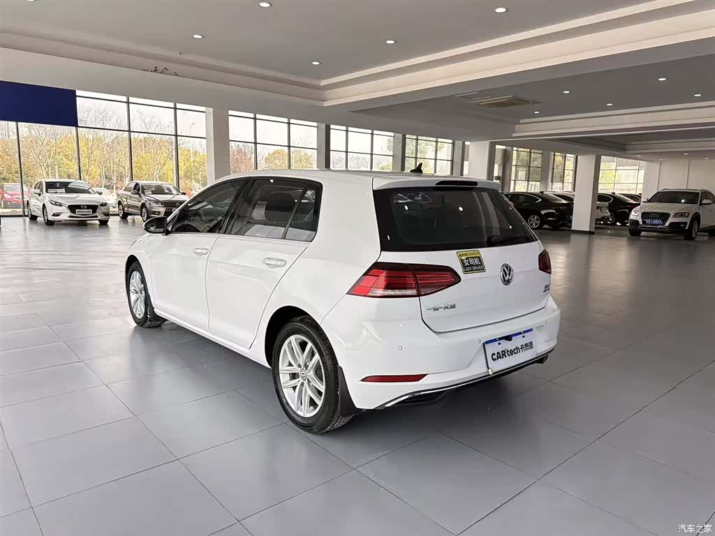 Volkswagen Golf, 2019 6
