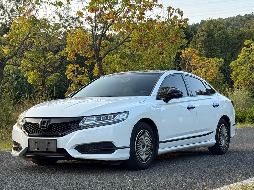 Honda Spirior 2015 2.0L Luxury