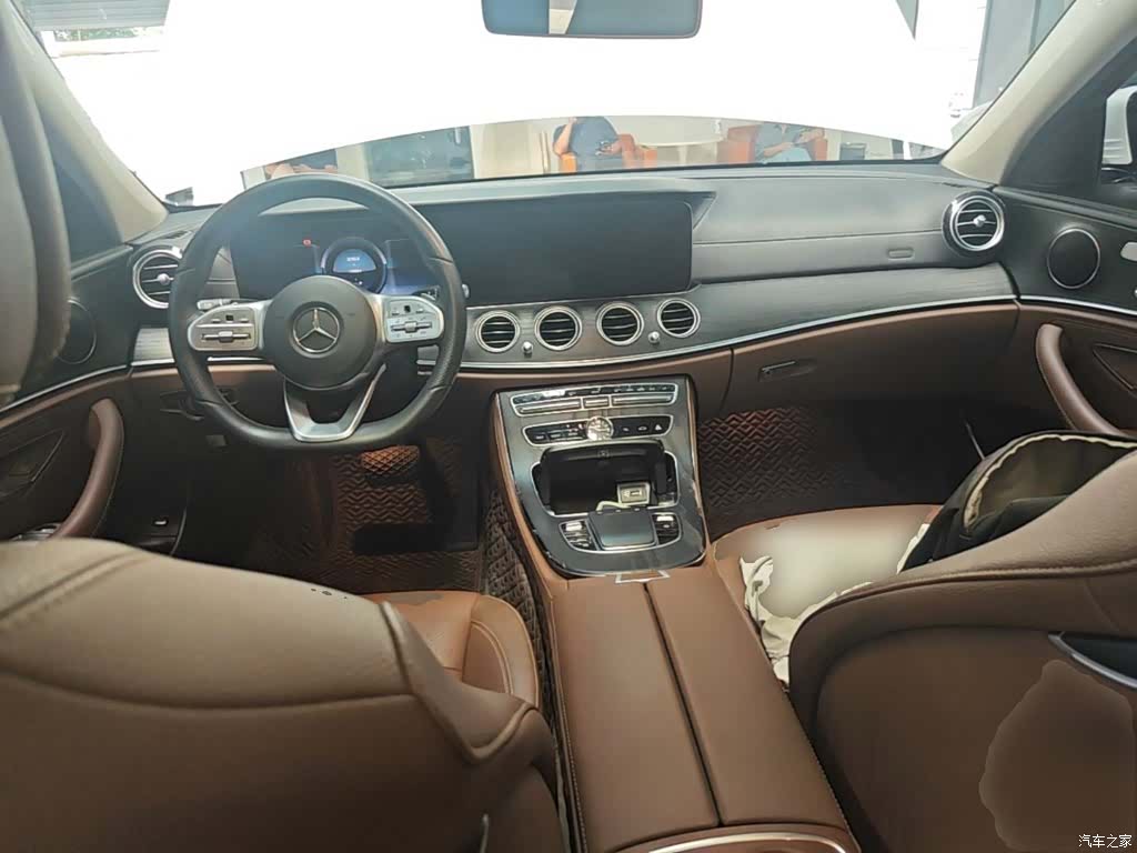 Mercedes-Benz E-Class, 2020 10