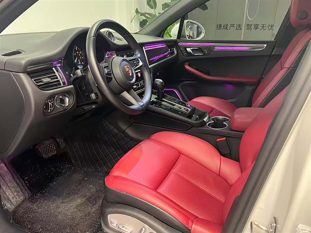 Porsche Macan, 2024 12