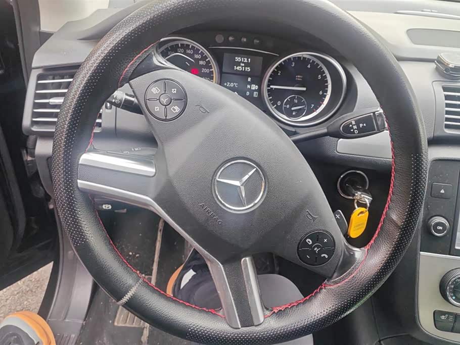 Mercedes-Benz R-class