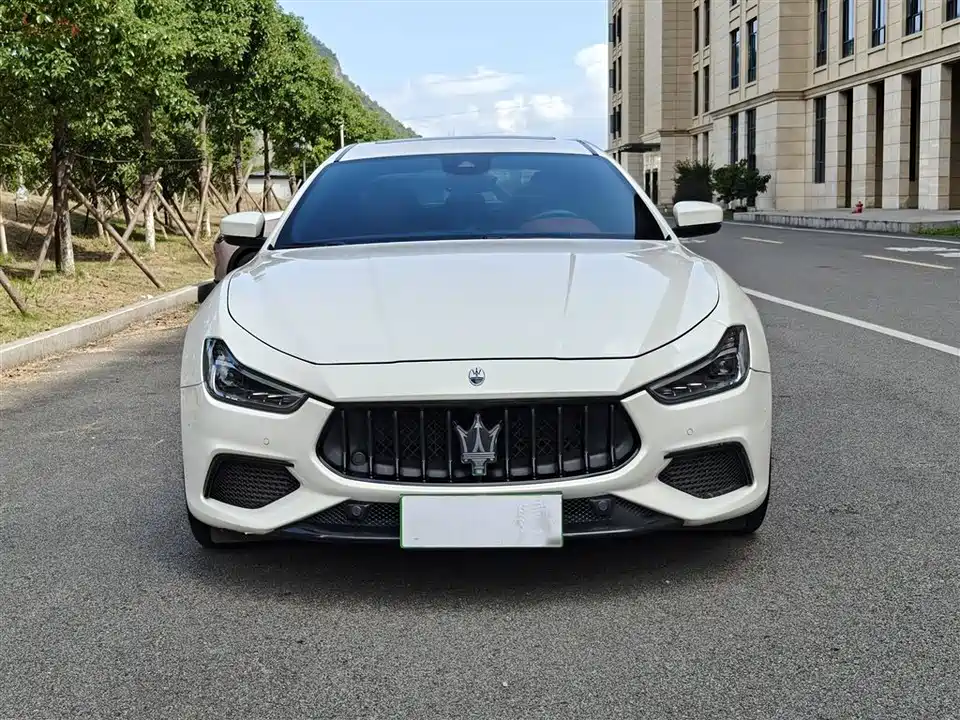 Maserati Ghibli