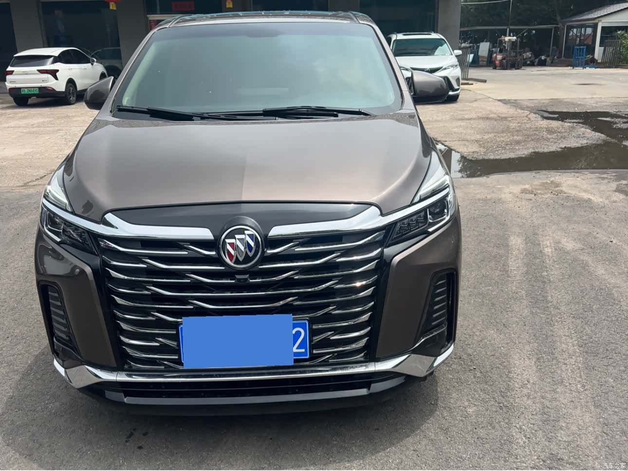 Buick GL8, 2023 1