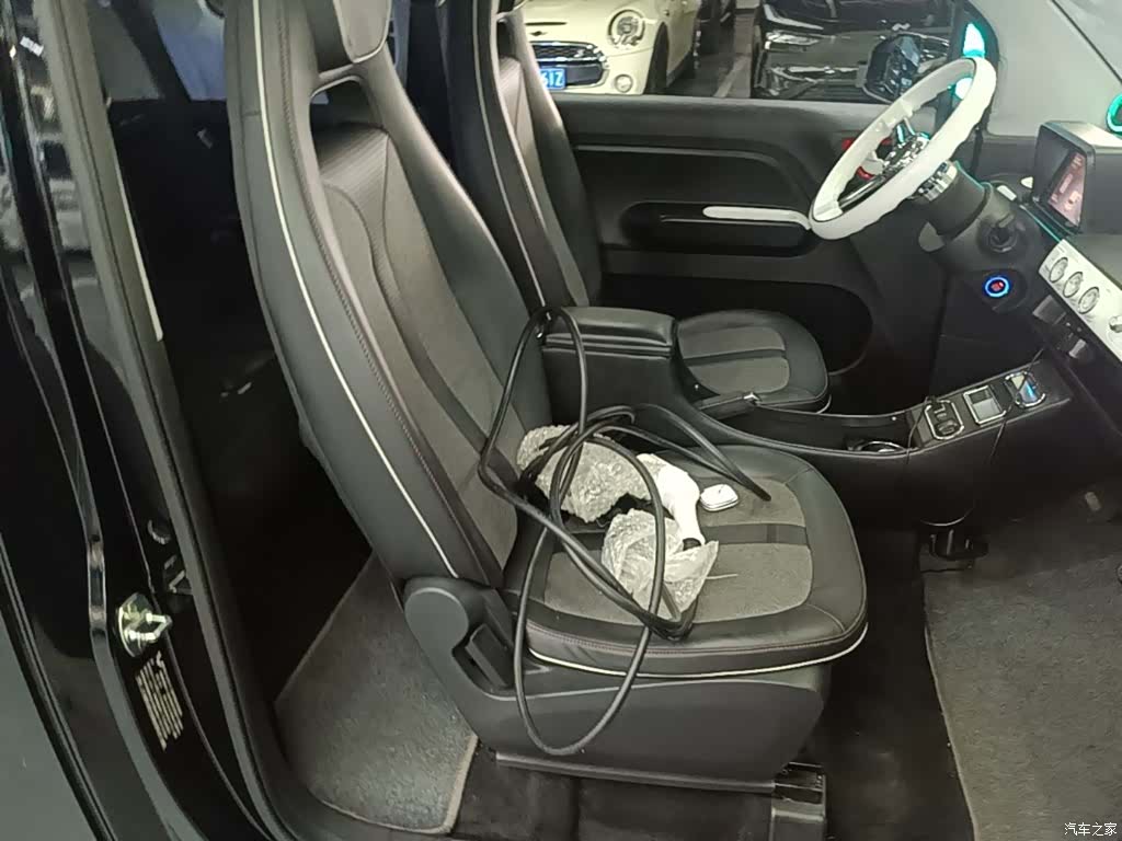 Wuling MINIEV, 2023 25