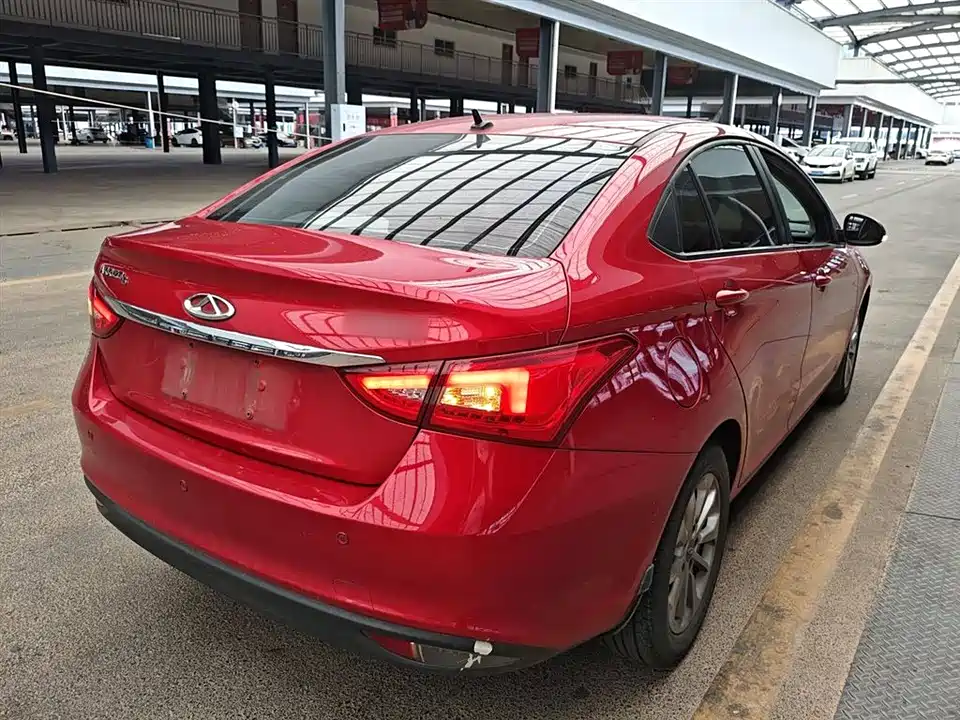 Chery Arrizo 5