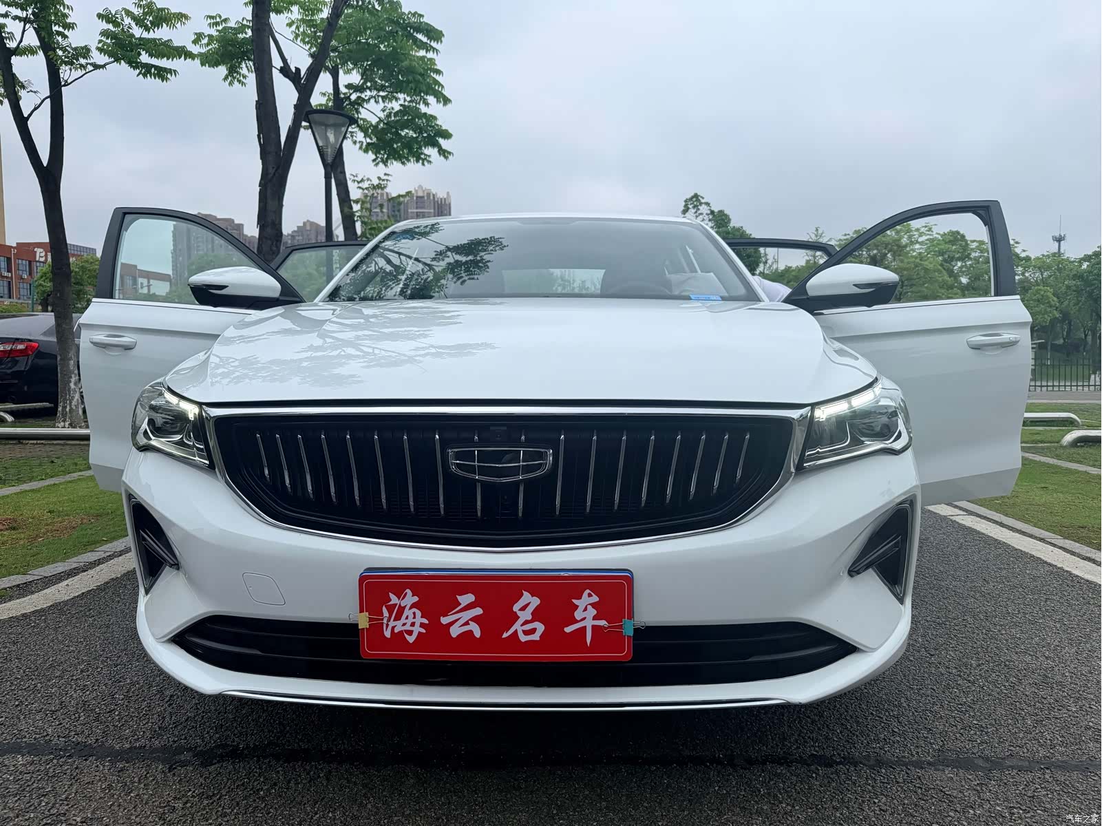 Geely Emgrand, 2023 22