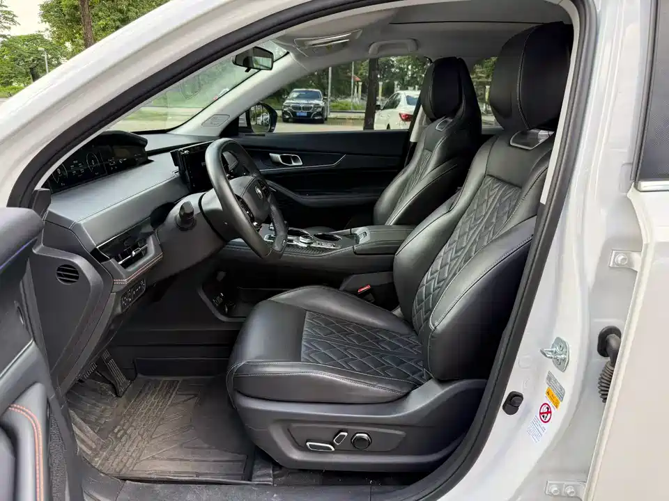 Changan UNI-K Smart iDD