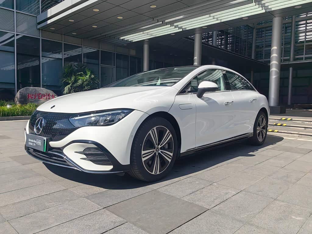 Mercedes-Benz EQE