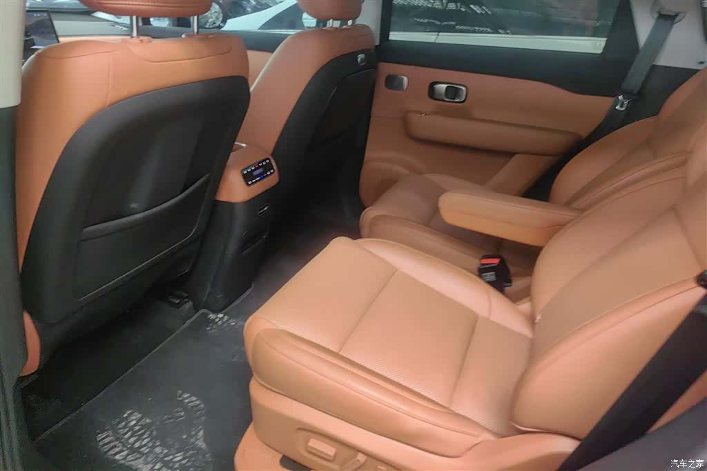 Leapmotor C16, 2025 11