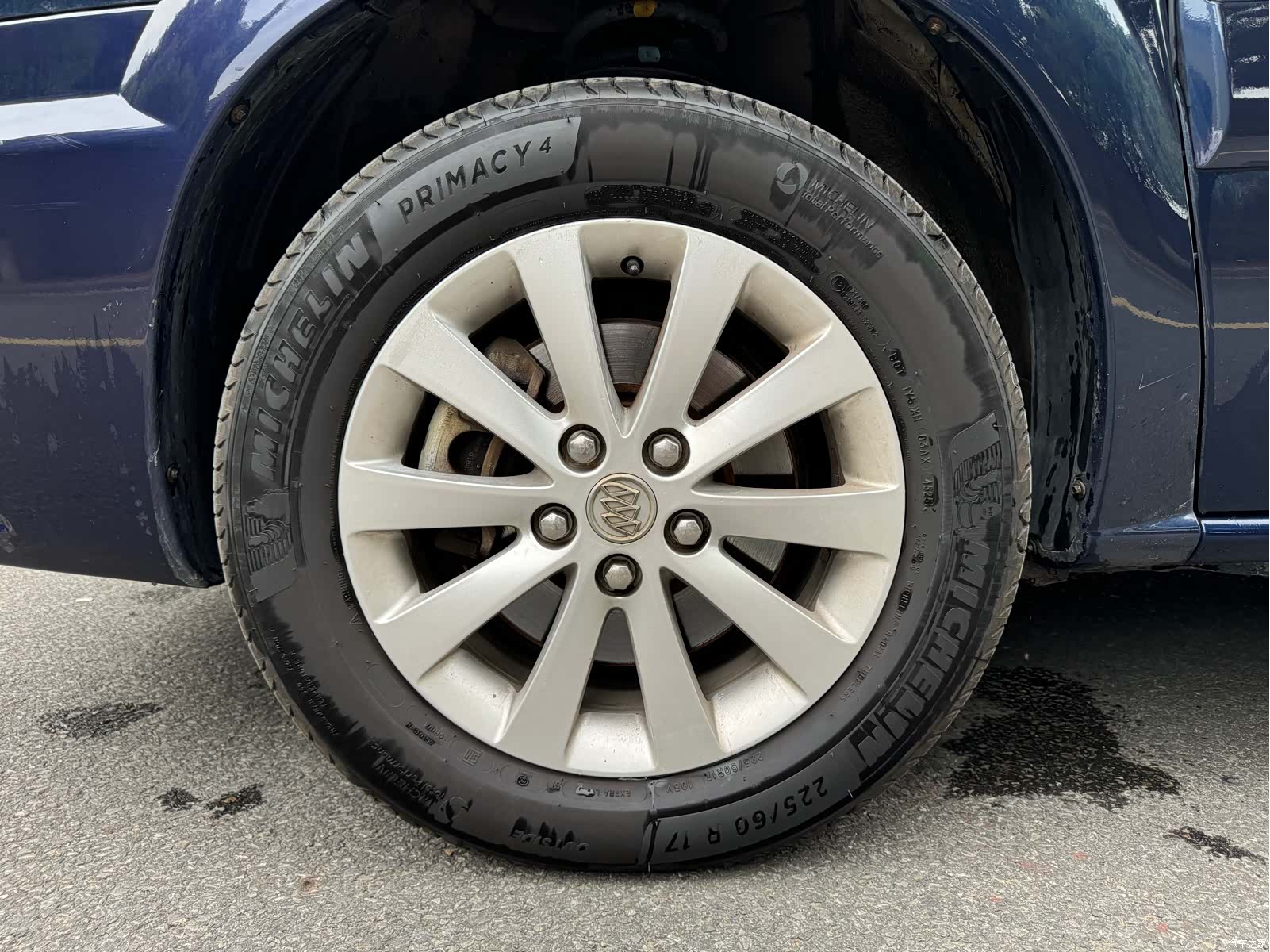 Buick GL8, 2013 9