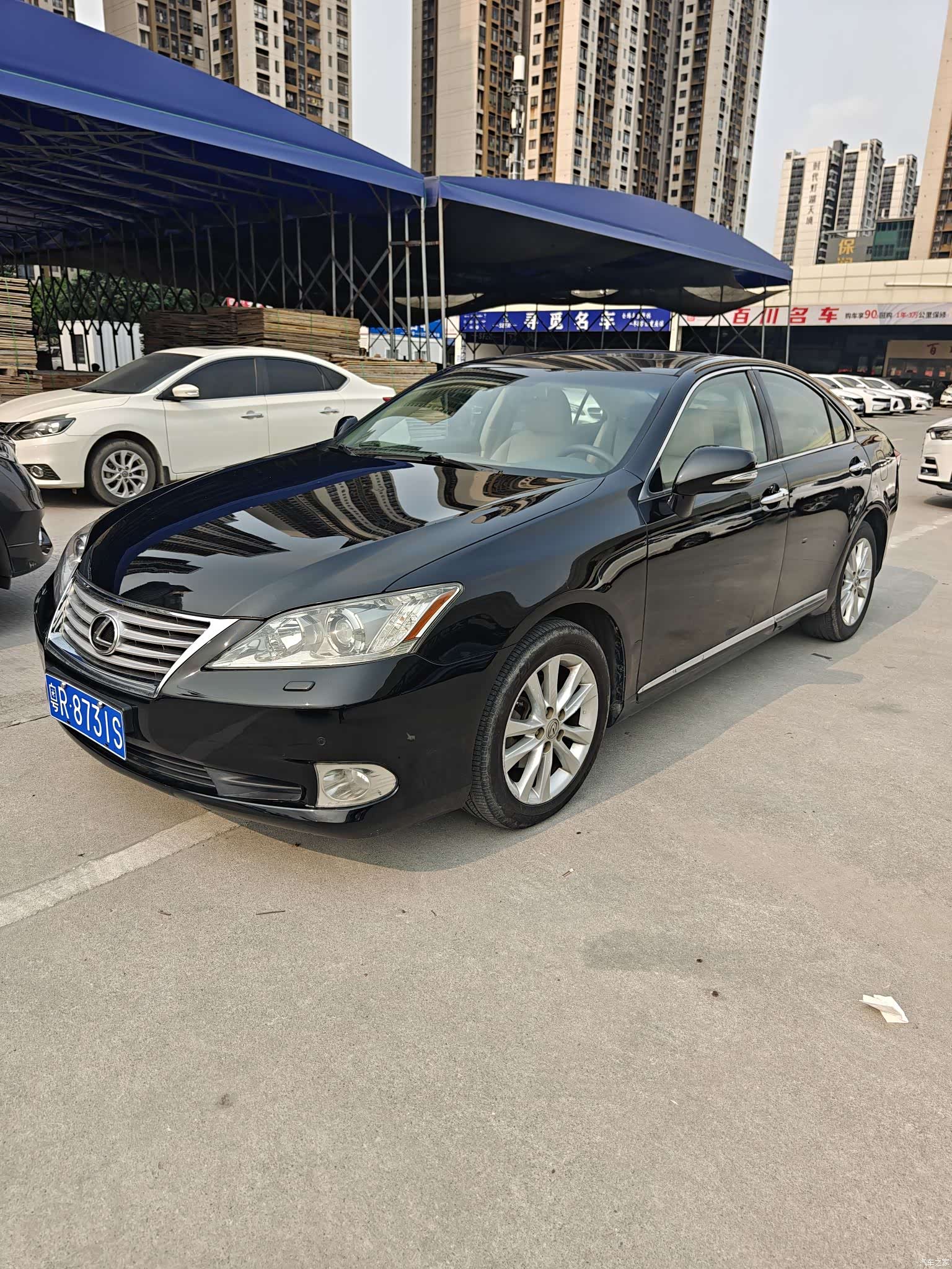 Lexus ES, 2011 3