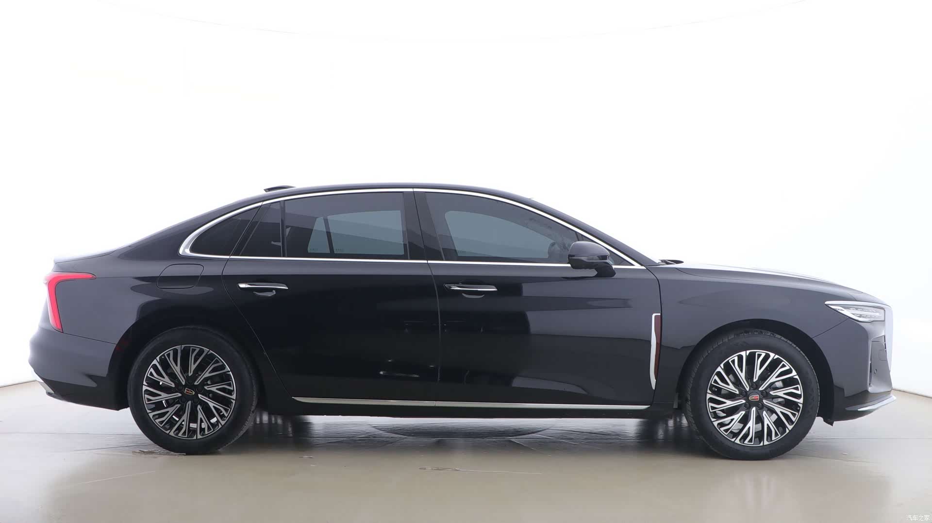Hongqi H5, 2023 все фото