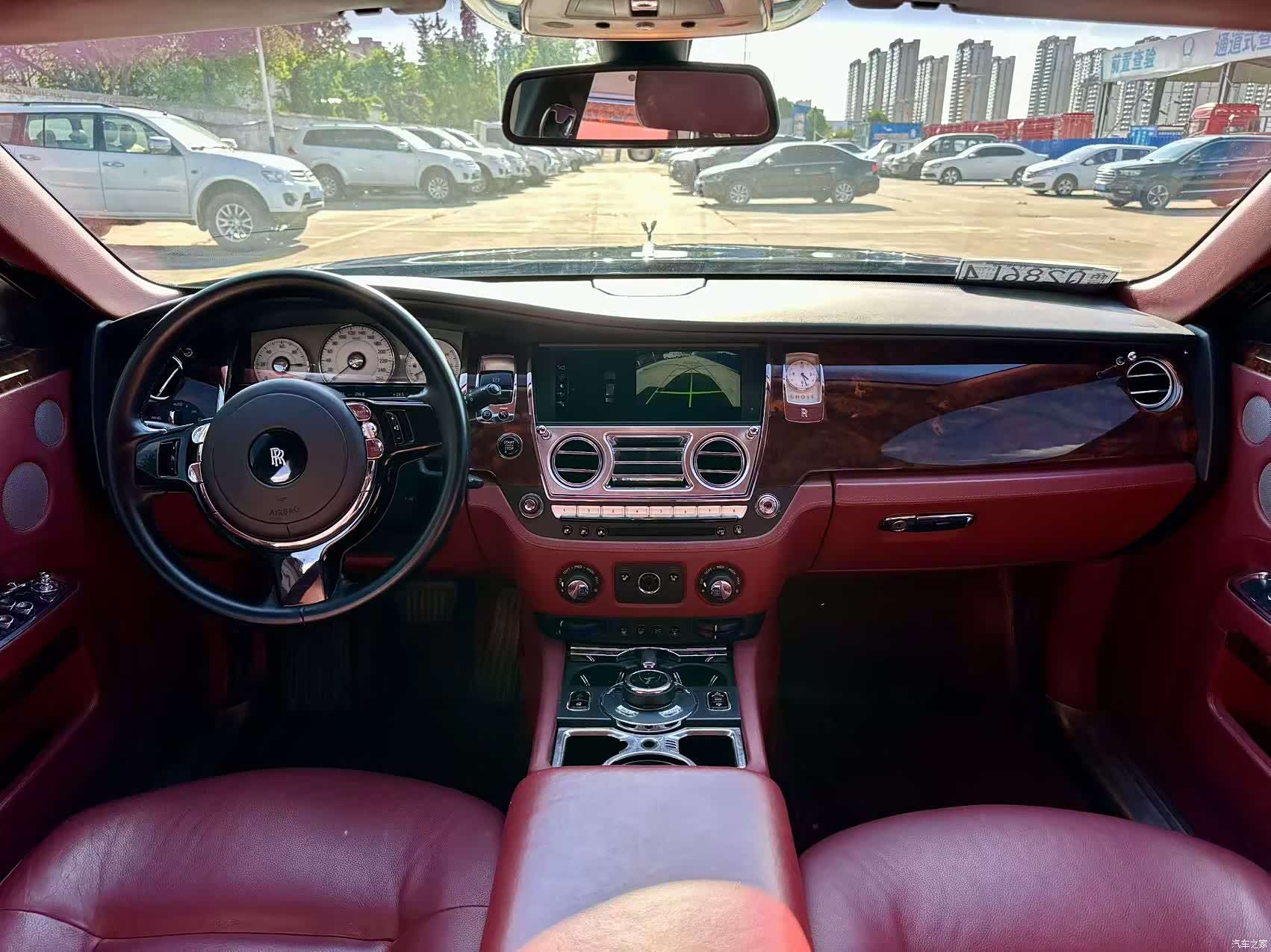 Rolls-Royce Ghost, 2013 все фото