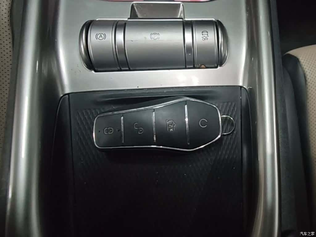 BYD Dolphin, 2023 9