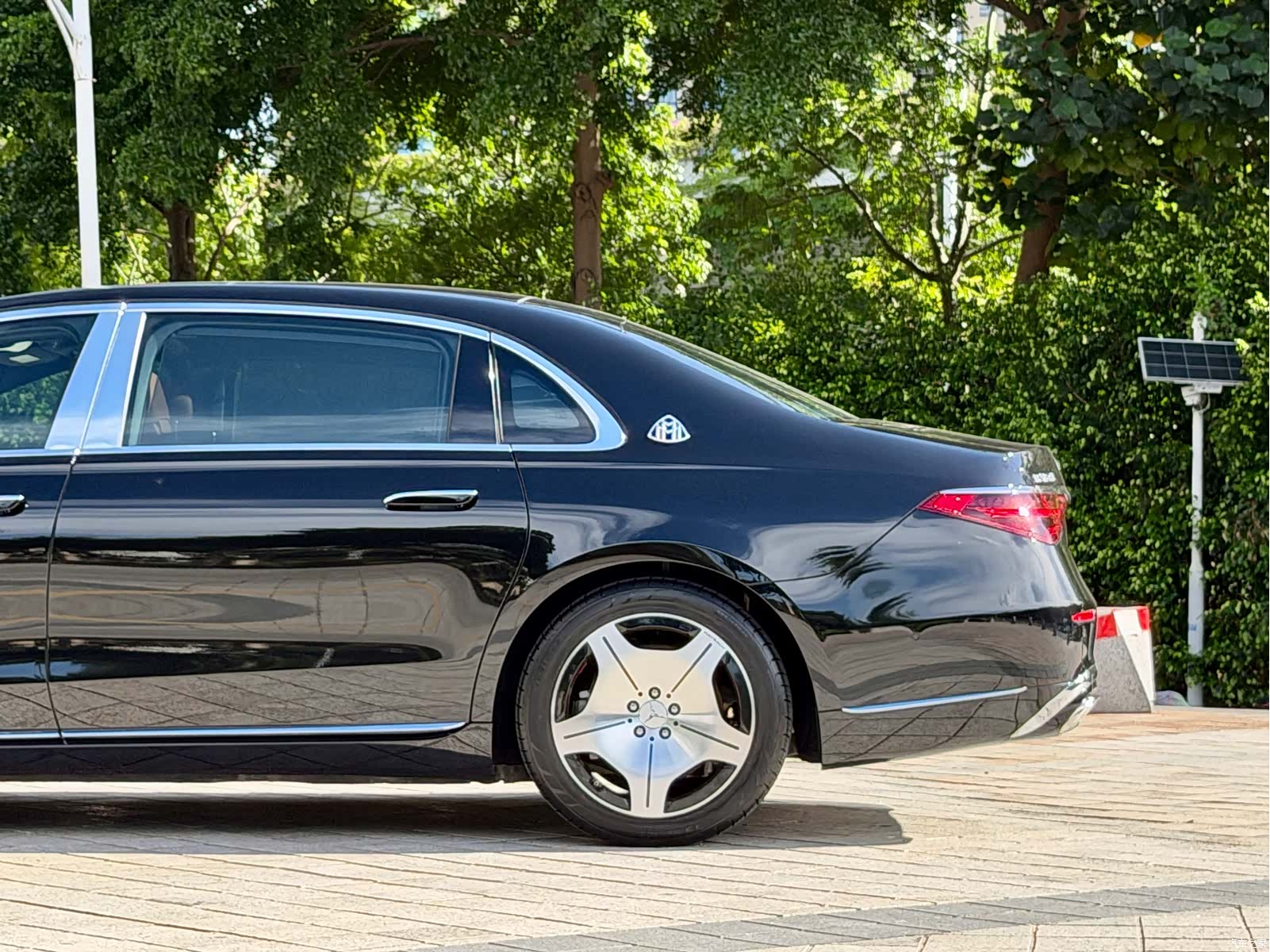 Maybach S-Class, 2022 11
