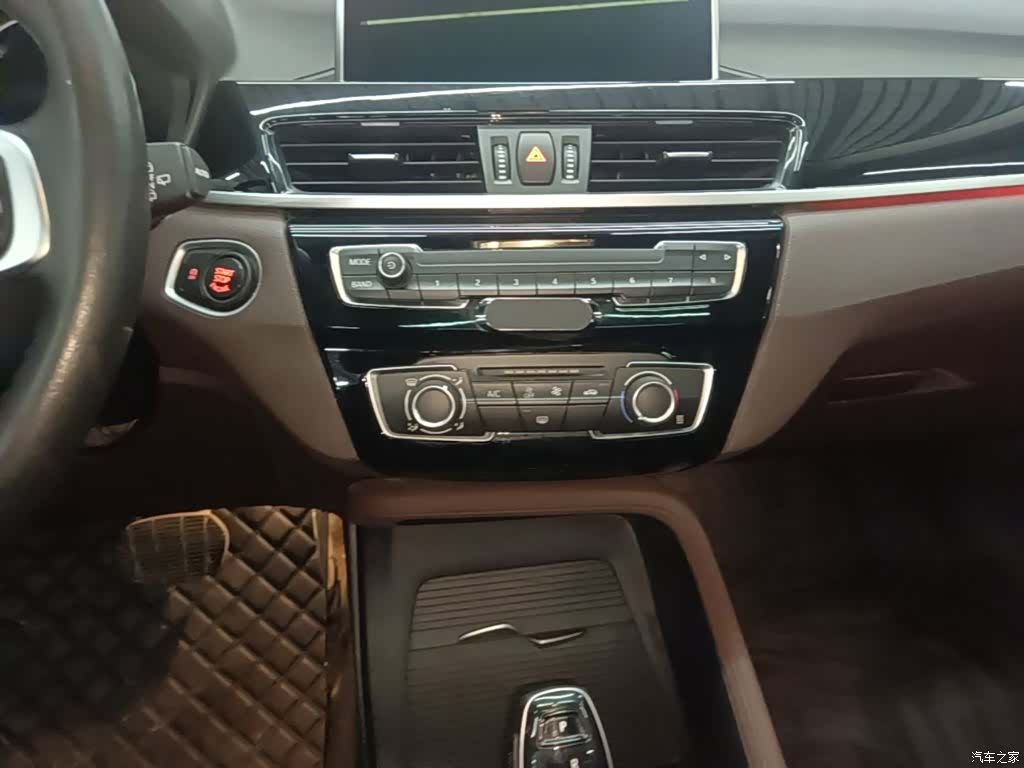 BMW X1, 2020 13