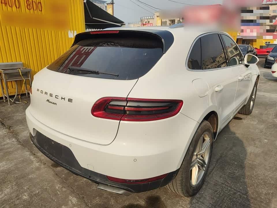 Porsche Macan