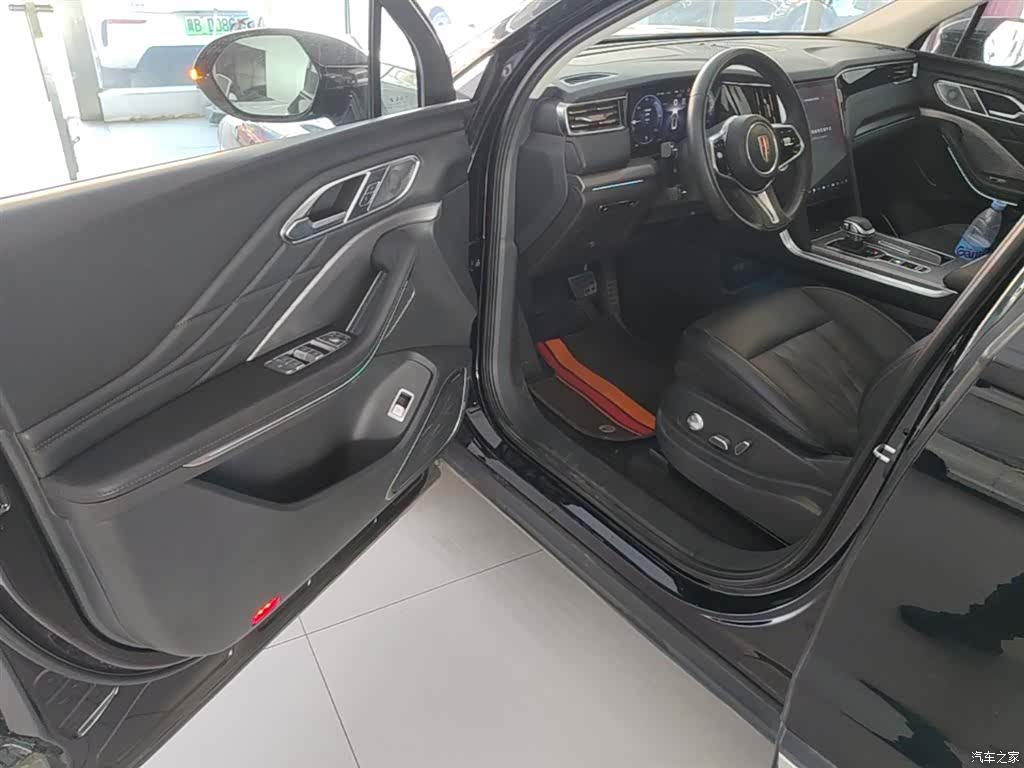 Hongqi HS7, 2024 16
