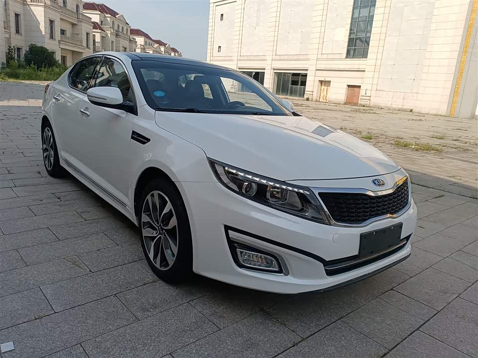 Kia K5 Kia K5