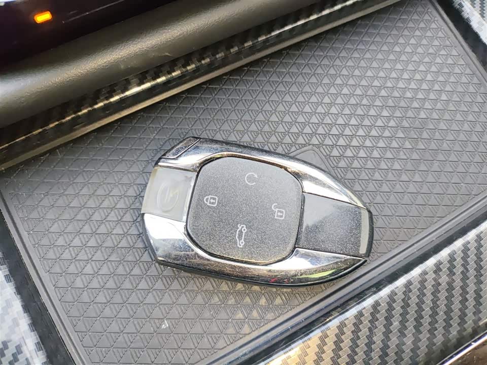 Trumpchi Shadow Leopard