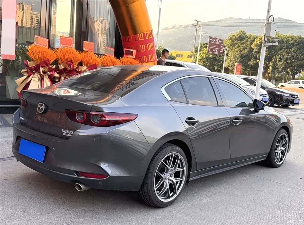 Mazda Mazda3, 2021 4