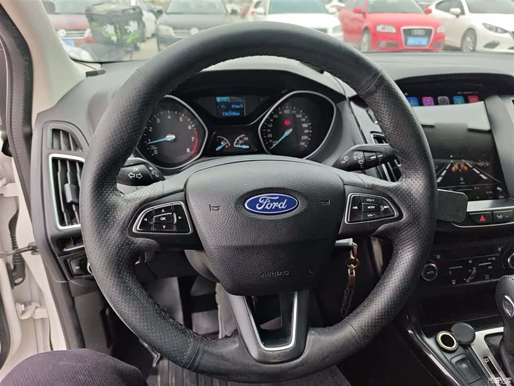Ford Focus, 2017 11