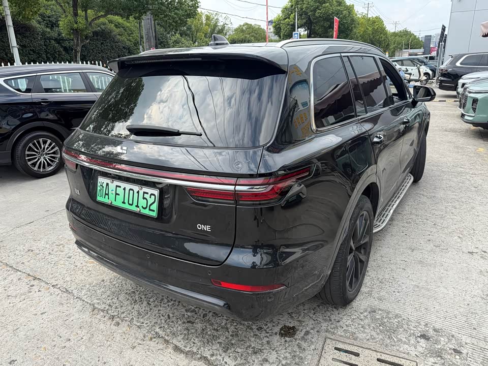 Li Auto Ideal ONE