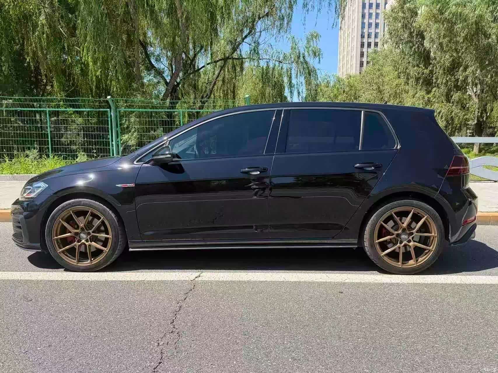 Volkswagen Golf, 2019 3
