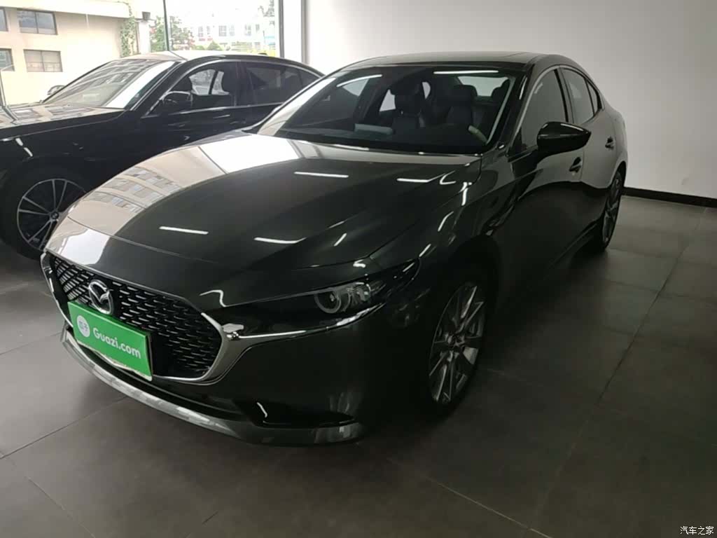 Mazda Mazda3, 2022 2