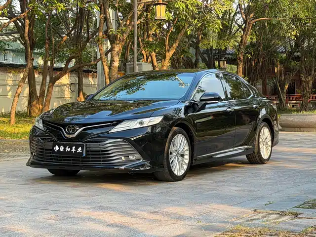 Toyota Camry 2018 — купить из Китая под заказ