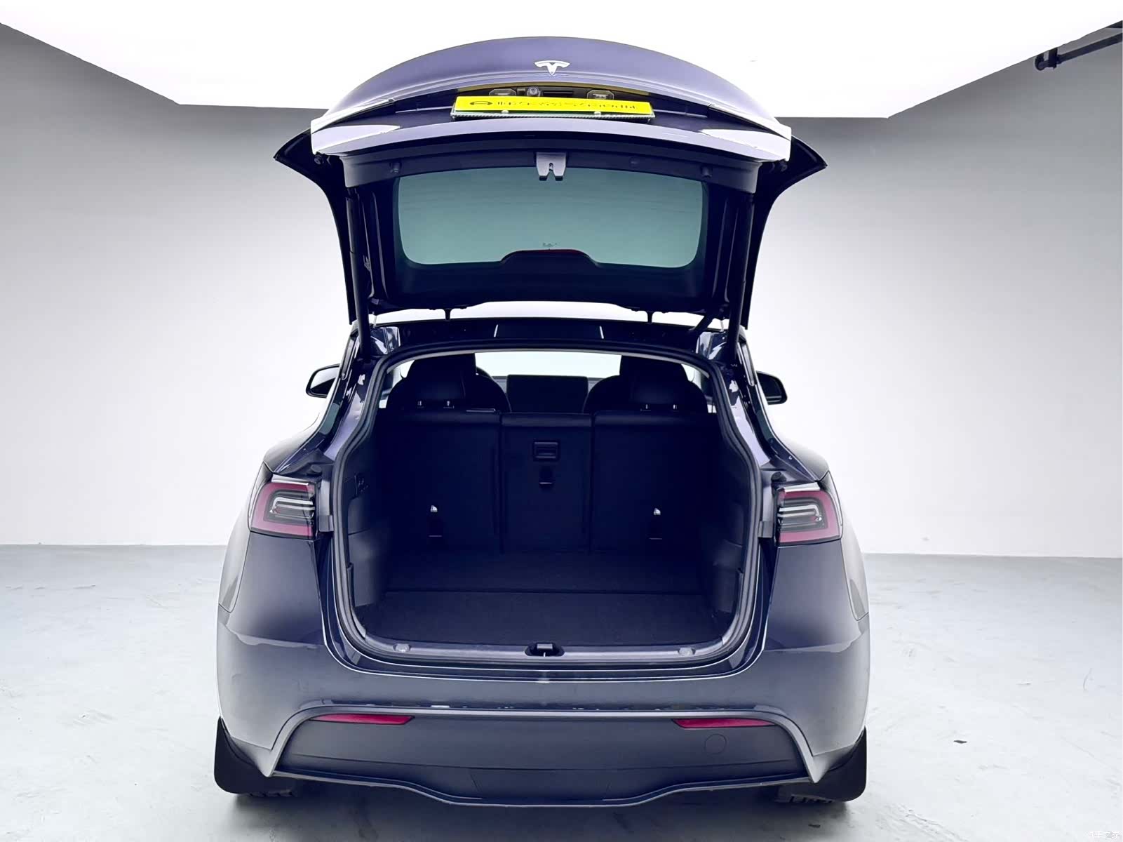 Tesla Model Y, 2025 19