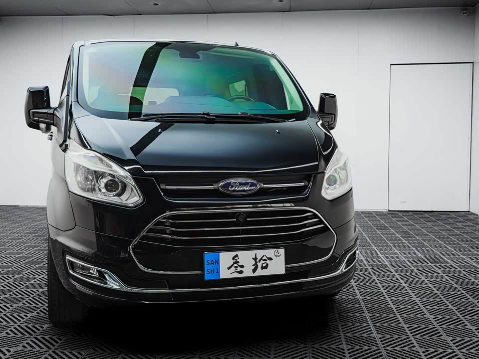 Ford Touruiou