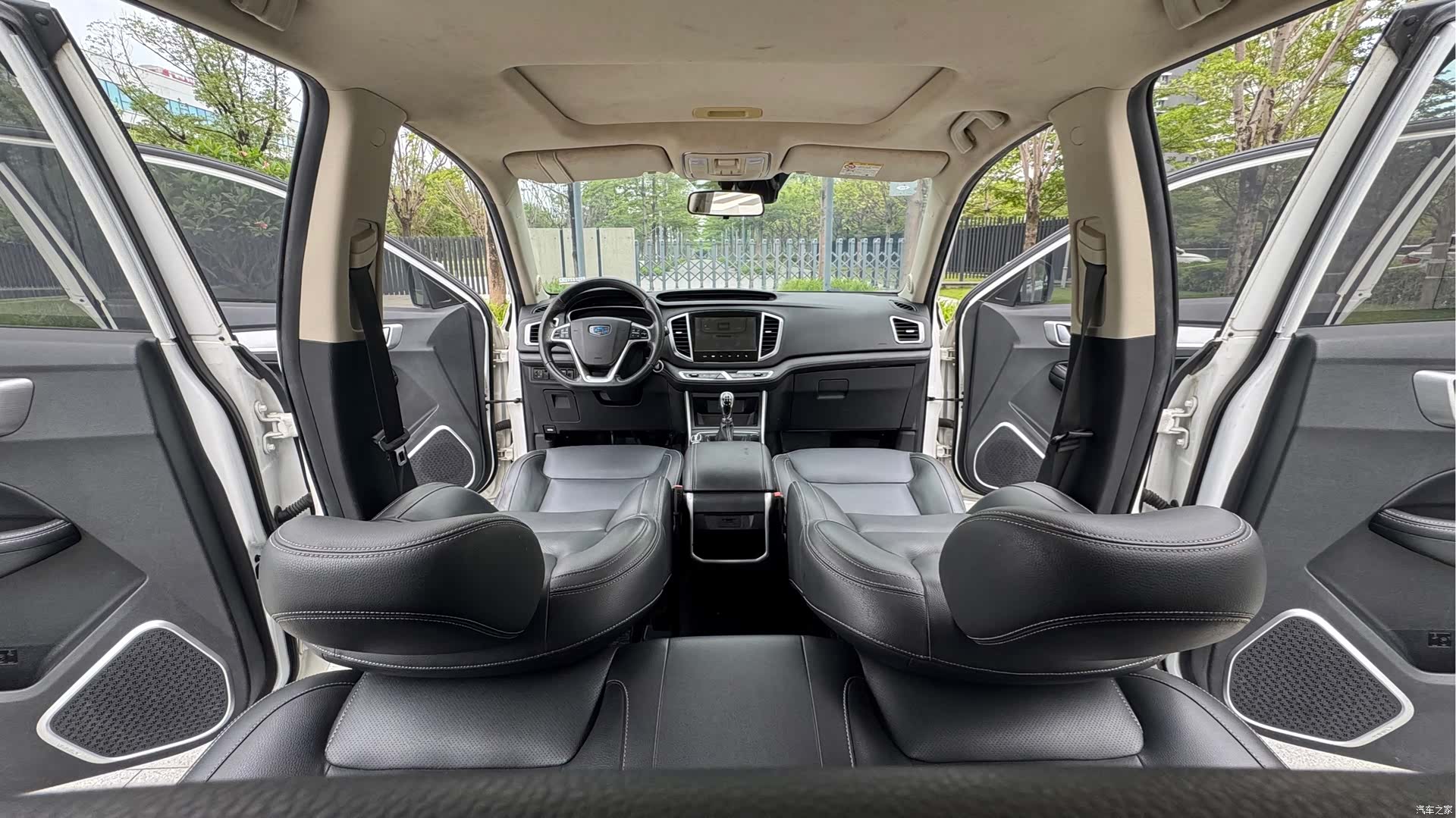 Geely X6, 2018 12