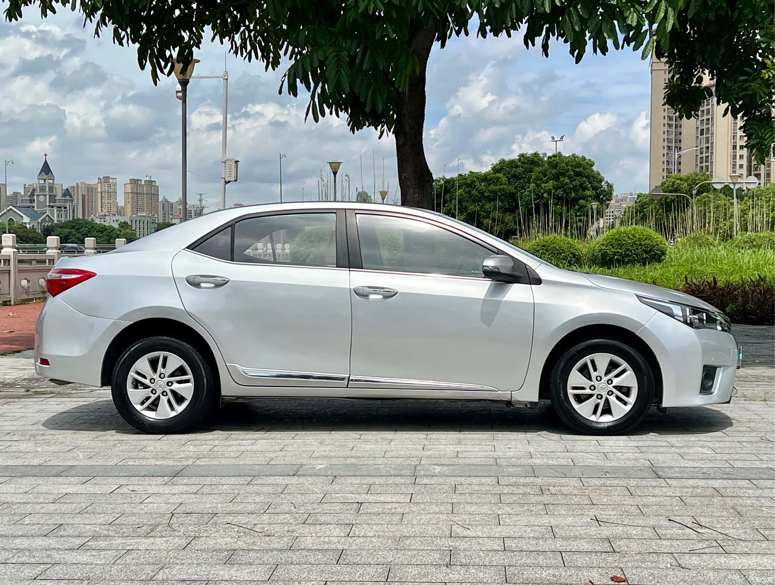 Toyota Corolla, 2016 все фото